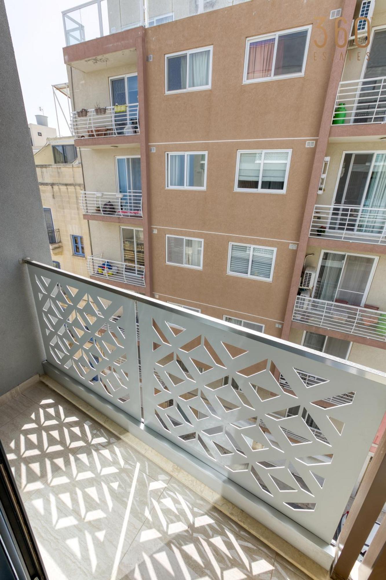 Designer 2Br Home With Stunning Views In St Pauls By 360 Estates St. Paul's Bay Ngoại thất bức ảnh